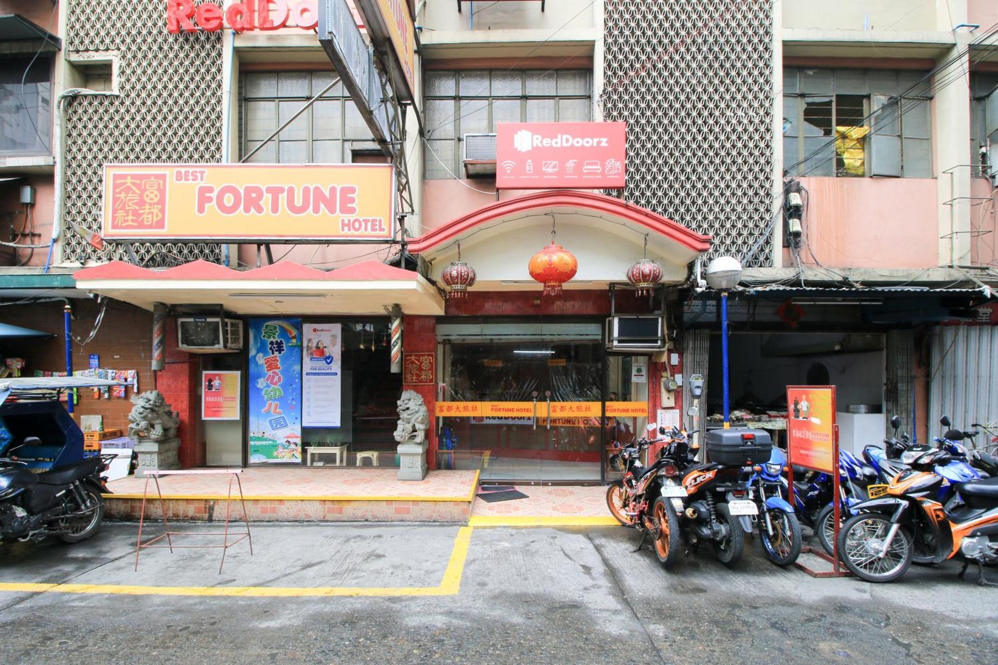 Reddoorz Plus @ Chinatown Binondo Hotel Manila Exterior photo